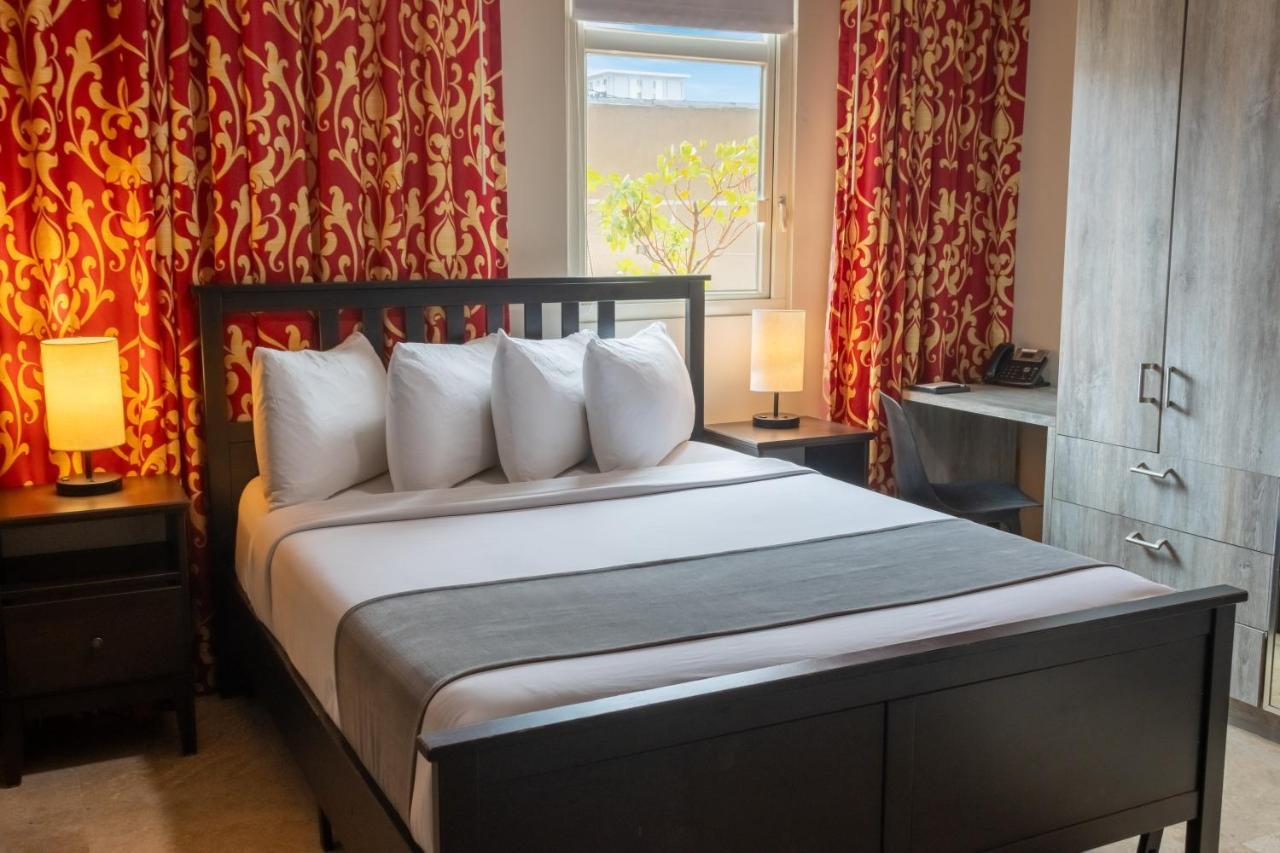 Superior Queen Room,1499285320:JPEG
