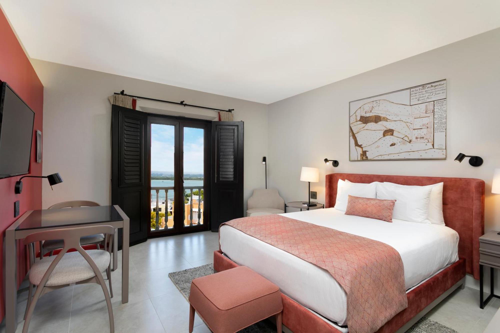 Queen Room Bay View,1706517542:JPEG