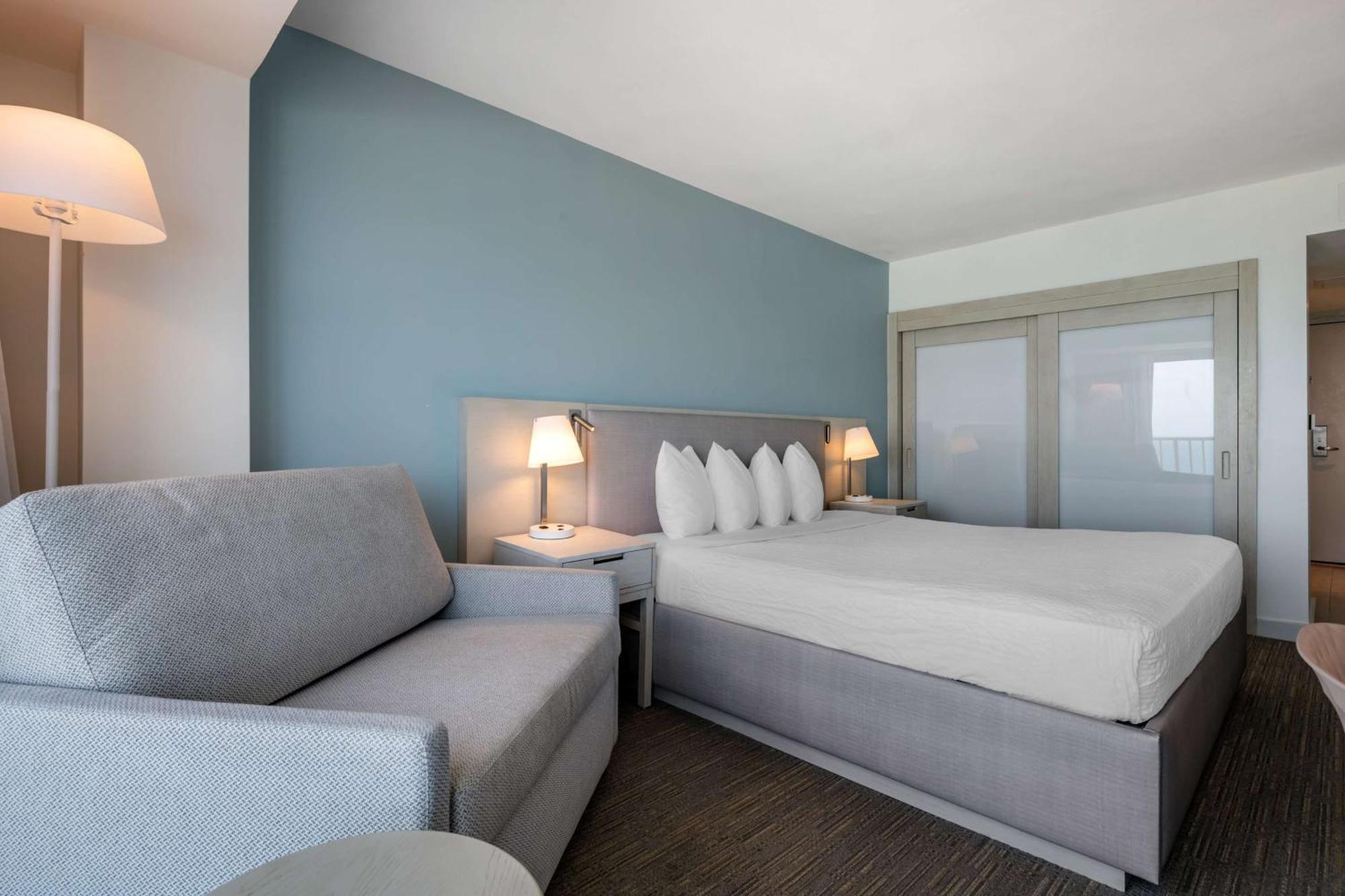 King Room with Sofa Bed - Blue Tower,1597567202:JPEG
